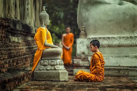 El Despertar de Dhammaraja; Un Monarca con Visión y el Surgimiento del Budismo Theravada en la Antigua Tailandia